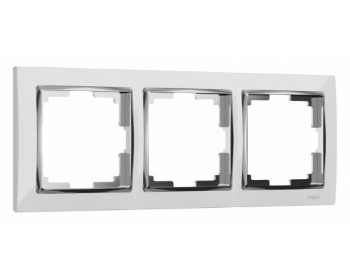 Рамка на 3 поста Werkel Snabb (белый/хром) W0031901 Рамка на 3 поста Werkel Snabb (белый/хром) W0031901
