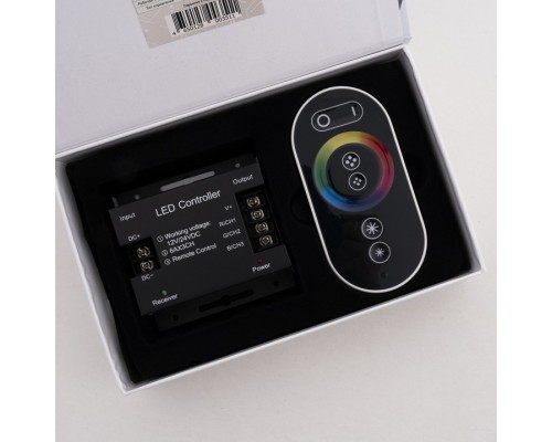Контроллер-регулятор цвета RGB с пультом ДУ LEDS POWER TH05 003511