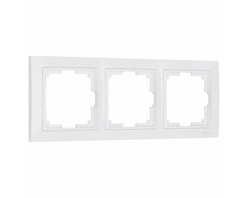 Рамка на 3 поста Werkel Snabb basic W0032001